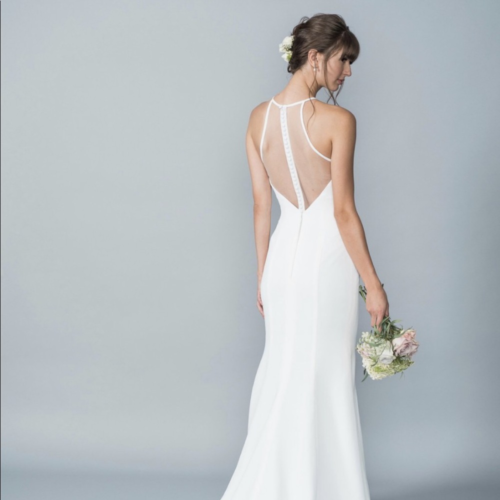 Lis Simon Unique Trumpet Wedding Dress